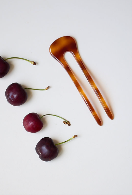 PIC À CHIGNON TORTOISE