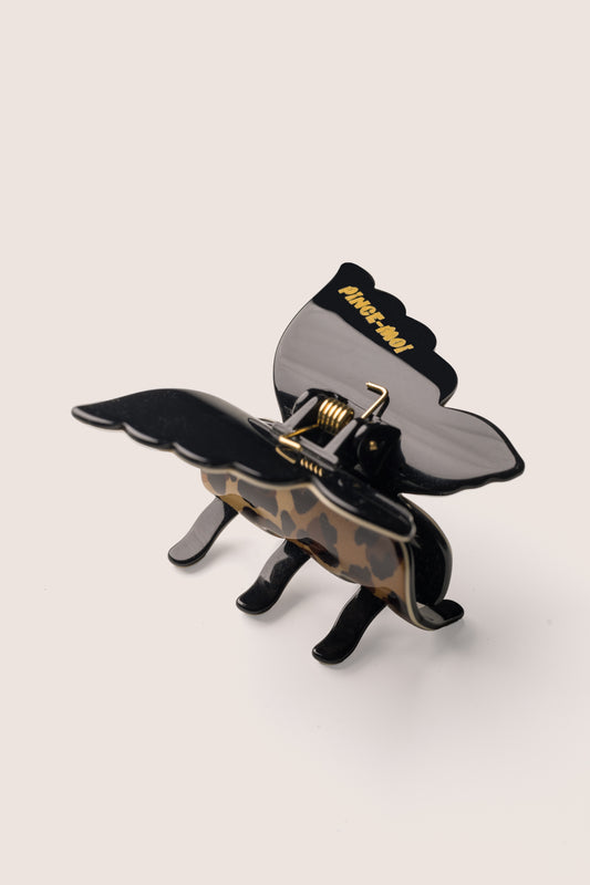 LA VOLEUSE - HOLD UP