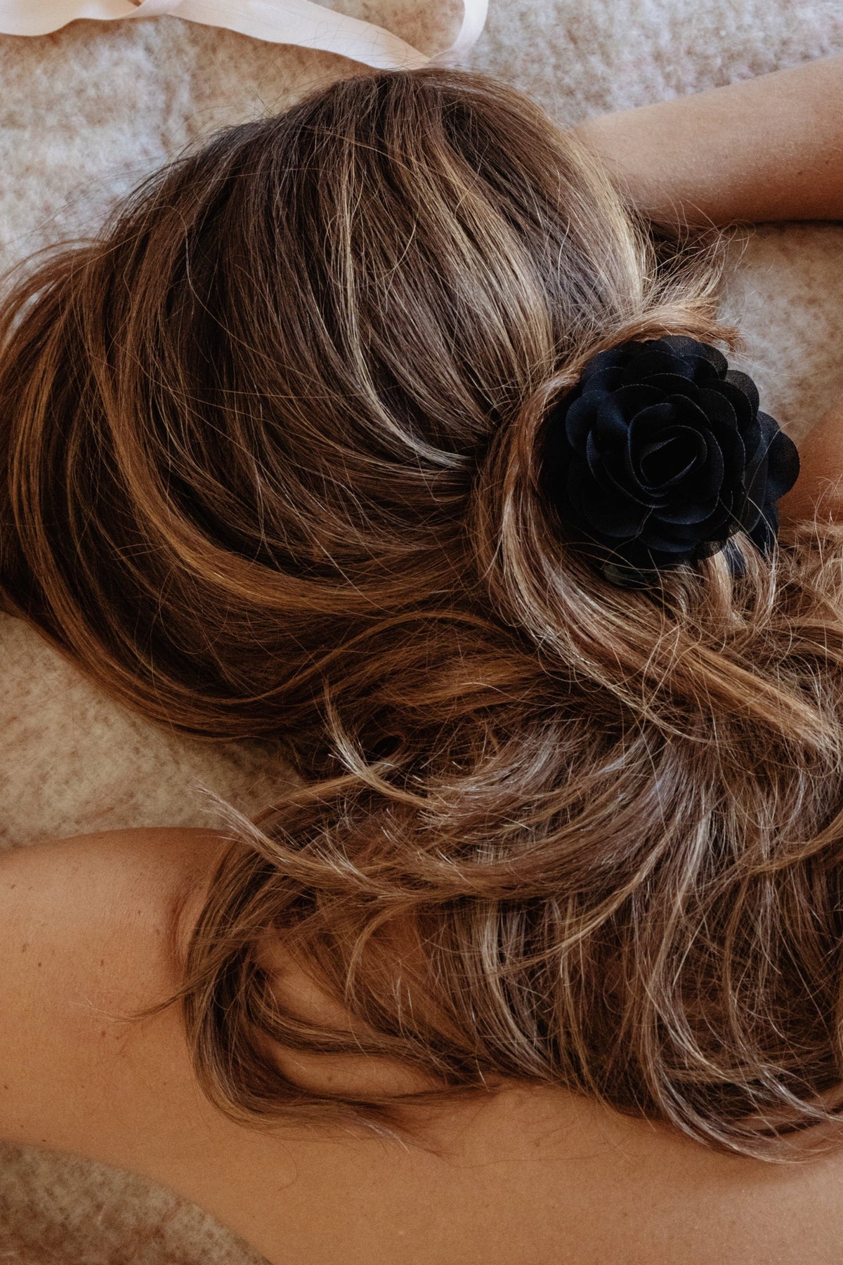 PINCE FLEUR BLACK SWAN
